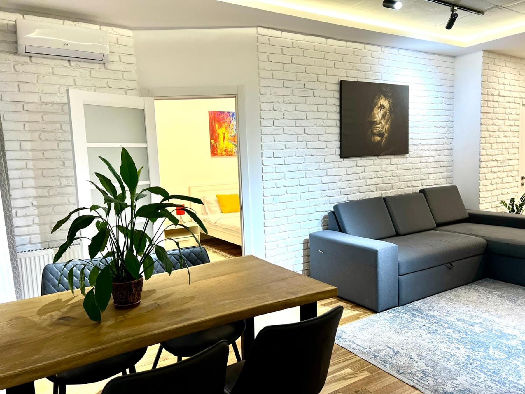 Osapart Ideal Apartment In The Complex Great Britain Lviv Exterior foto